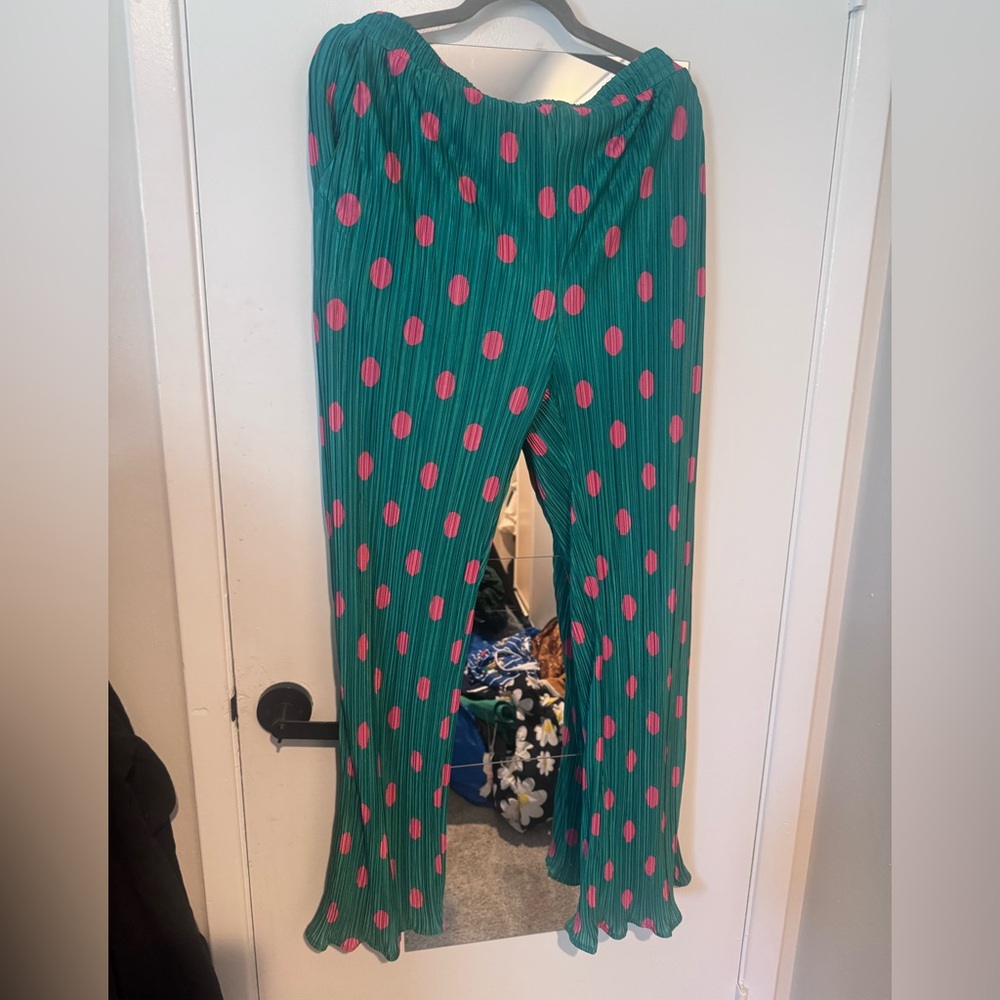 Dressed in LaLa Green Pink Polka Dot Button-Front Plisse Pants Top Set NWT Plus - Picture 5 of 9